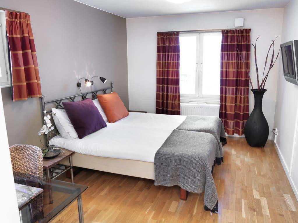 Maude'S Hotel Enskede Stockholm Phòng bức ảnh