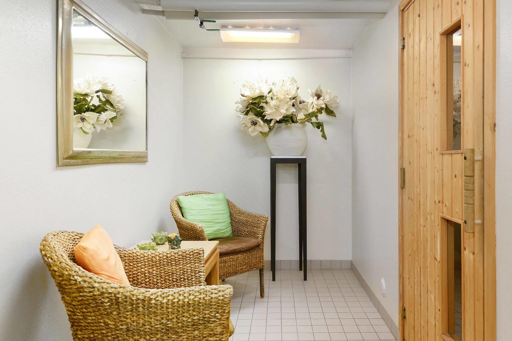 Maude'S Hotel Enskede Stockholm Ngoại thất bức ảnh