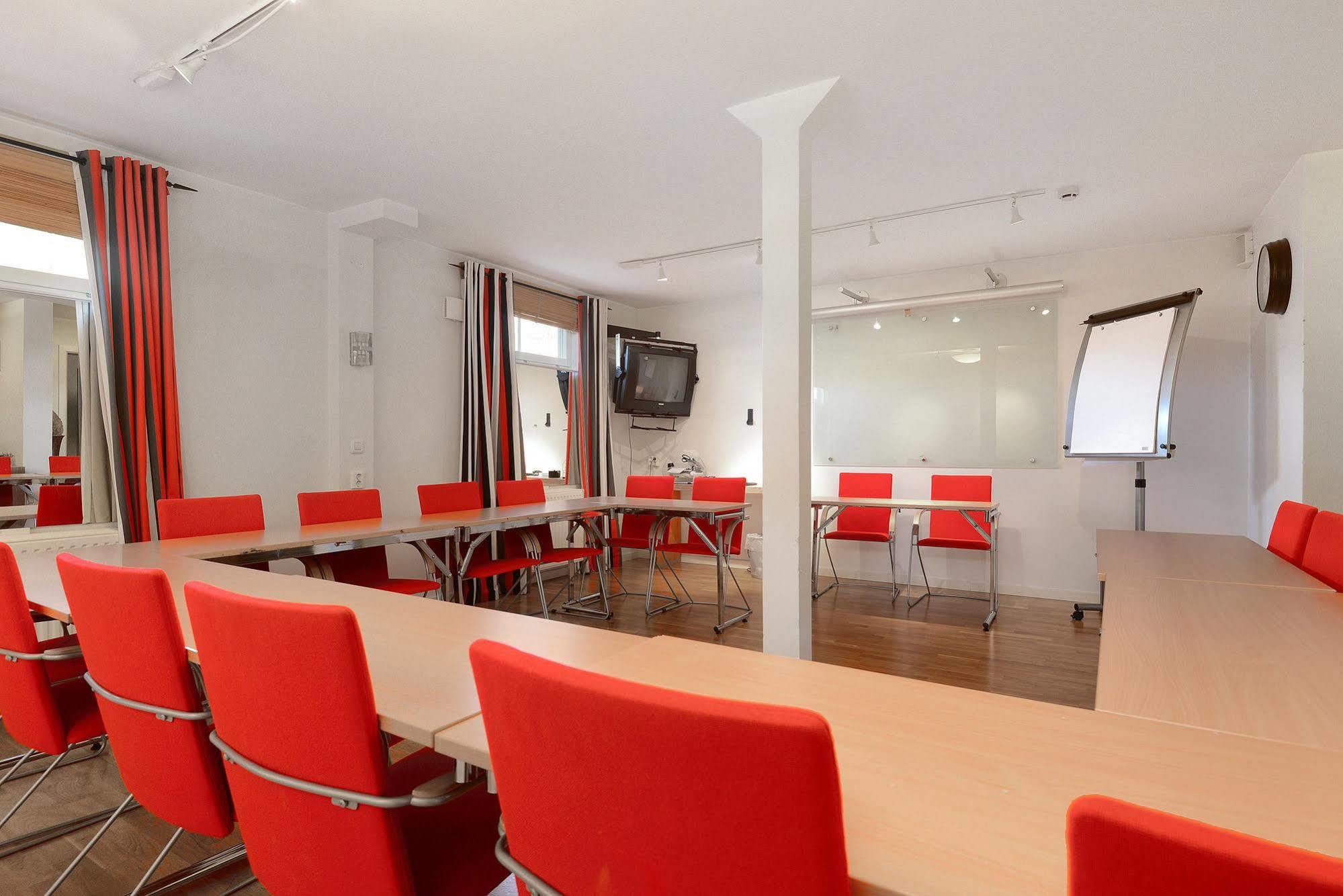 Maude'S Hotel Enskede Stockholm Ngoại thất bức ảnh